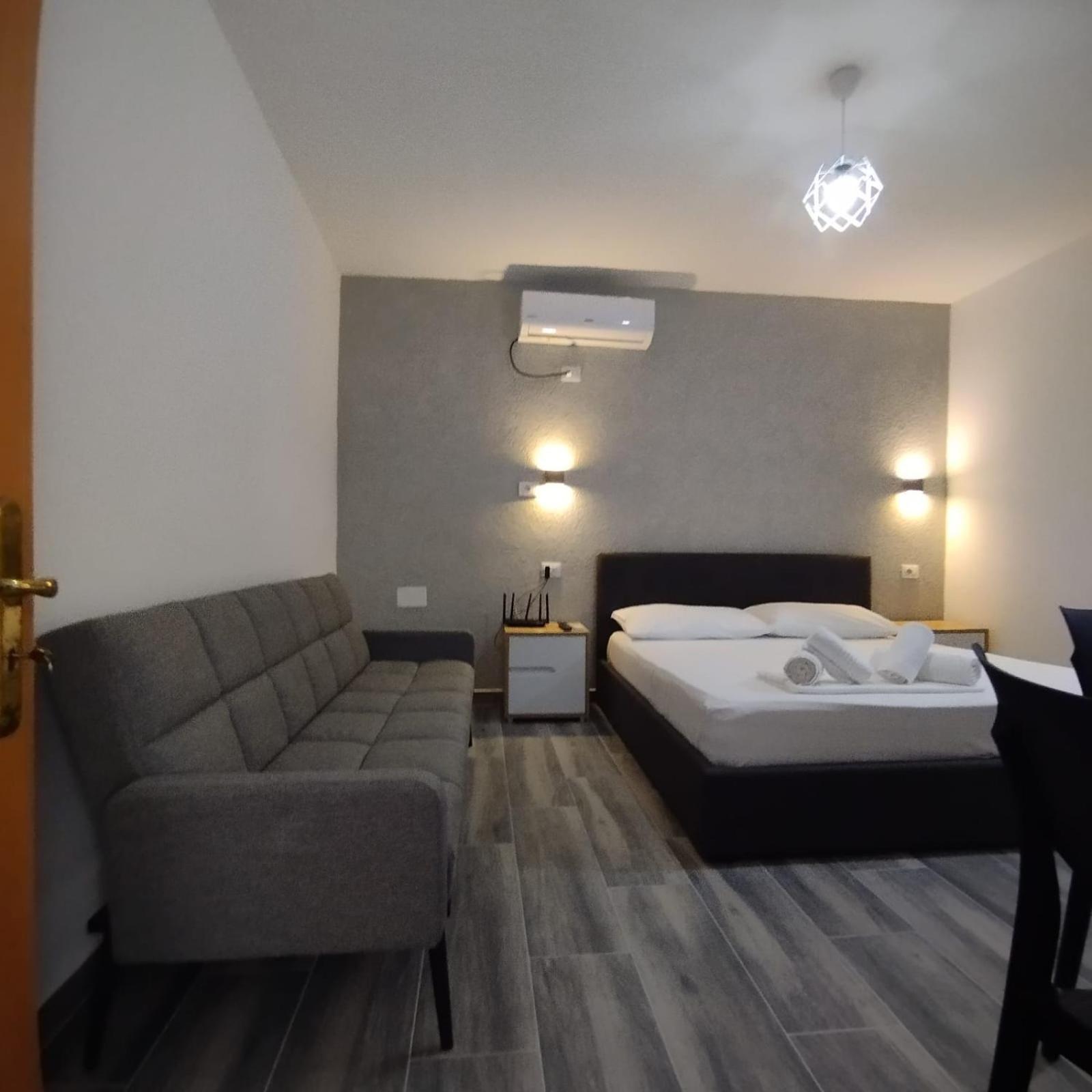 Belka Studios Vlorë 外观 照片